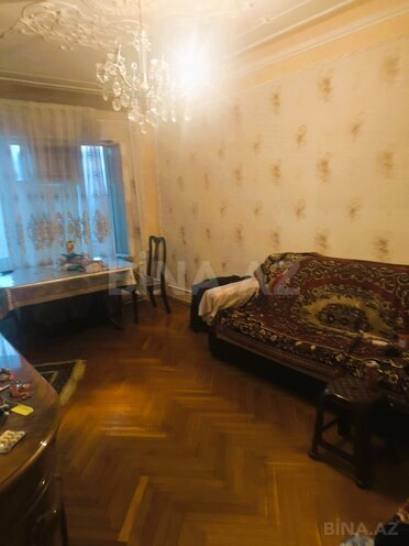 Продаётся 2-комн. вторичка 60 м², м. Ази Асланов, photo 1 from 7