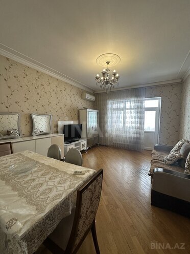 Сдается 2-комн. новостройка 100 м², м. Иншаатчылар, photo 1 from 15