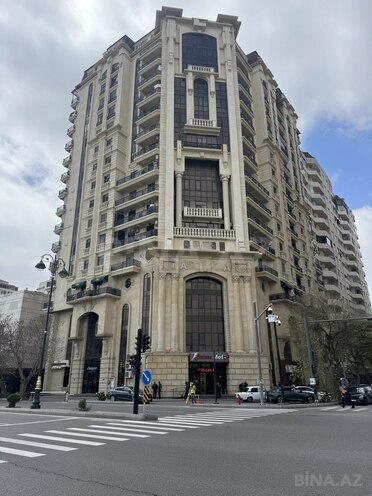 Продаётся 2-комн. новостройка 95 м², м. Гянджлик, photo 1 from 15