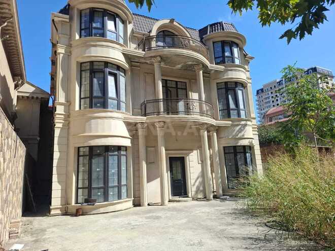Продаётся 8-комн. дом/дача 800 м², м. Элмляр Академиясы, photo 1 from 31
