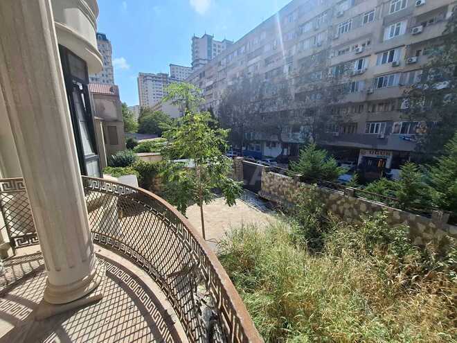 Продаётся 8-комн. дом/дача 800 м², м. Элмляр Академиясы, photo 9 from 31