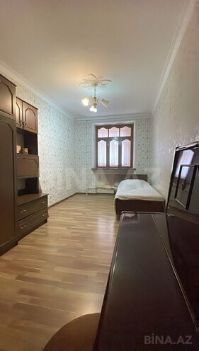 Сдается 3-комн. вторичка 95 м², м. Элмляр Академиясы, photo 10 from 11
