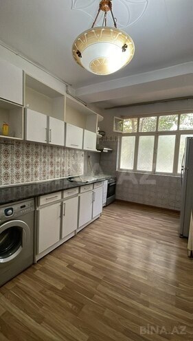 Сдается 3-комн. вторичка 95 м², м. Элмляр Академиясы, photo 5 from 11