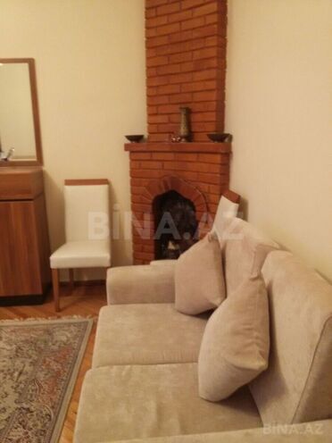 İcarəyə verilir 3 otaqlı köhnə tikili 90 m², Sahil m., photo 4 from 14