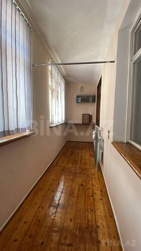 Сдаётся 3-комн. вторичка 90 м², м. Элмляр Академиясы, photo 9 from 13