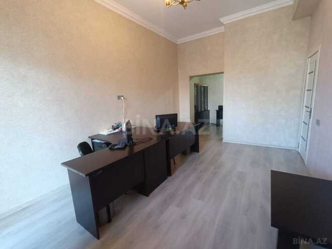 Сдаётся 3-комн. офис 107 м², м. Низами, photo 11 from 25
