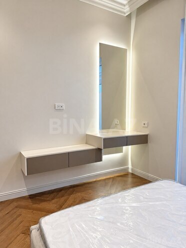 Satılır 4 otaqlı həyət evi/bağ evi 225 m², Şüvəlan q., photo 13 from 25