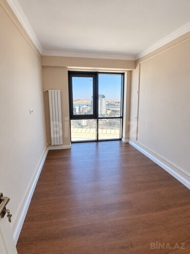 İcarəyə verilir 4 otaqlı yeni tikili 170 m², Bakmil m., photo 18 from 32