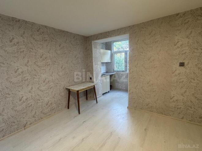 Продаётся 2-комн. вторичка 30 м², м. Кара Караев, photo 8 from 16