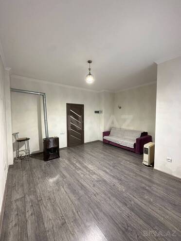 Продается 1-комн. вторичка 42 м², Насиминский  р., photo 3 from 15