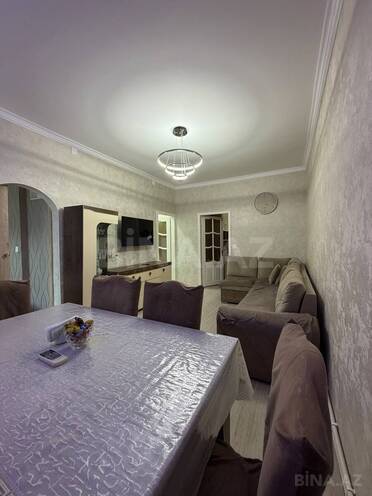 Продается 3-комн. вторичка 60 м², м. Мемар Аджеми, photo 1 from 14