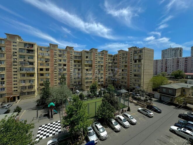 Продаётся 2-комн. вторичка 45 м², м. Иншаатчылар, photo 13 from 15