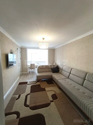 Продаётся 3-комн. вторичка 70 м², м. Нариман Нариманов, photo 1 from 11