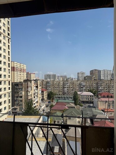 Сдаётся 2-комн. вторичка 70 м², м. Иншаатчылар, photo 12 from 17