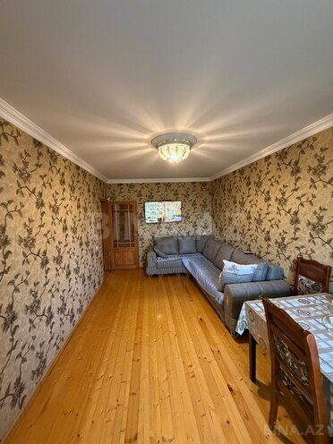 Satılır 4 otaqlı köhnə tikili 100 m², Yeni Günəşli q., photo 1 from 16