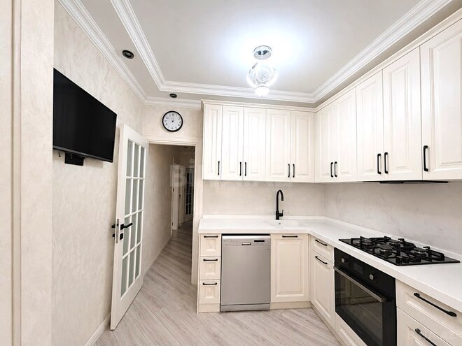 Satılır 3 otaqlı köhnə tikili 85 m², Xalqlar Dostluğu m., photo 16 from 30