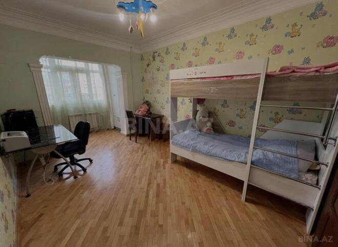 Satılır 4 otaqlı köhnə tikili 112 m², Şah İsmayıl Xətai m., photo 8 from 13
