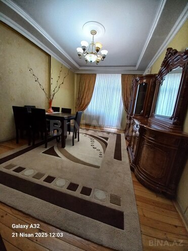 İcarəyə verilir 2 otaqlı yeni tikili 65 m², 8-ci mikrorayon q., photo 1 from 15
