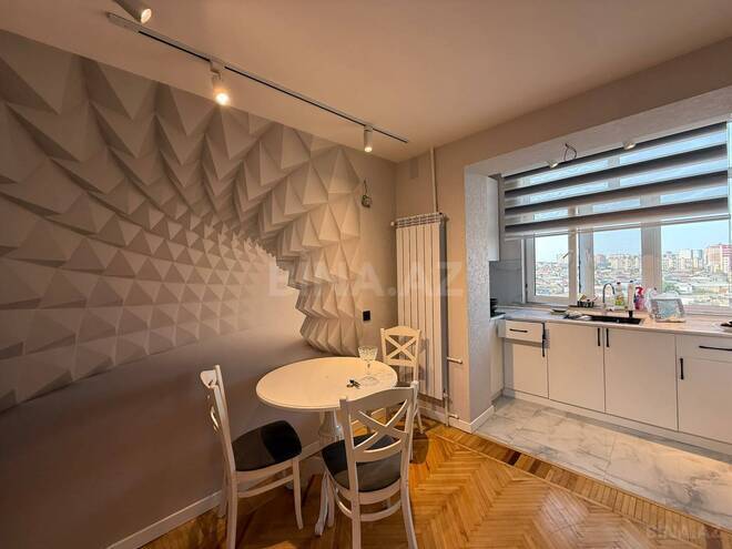 Satılır 3 otaqlı köhnə tikili 80 m², İnşaatçılar m., photo 9 from 32