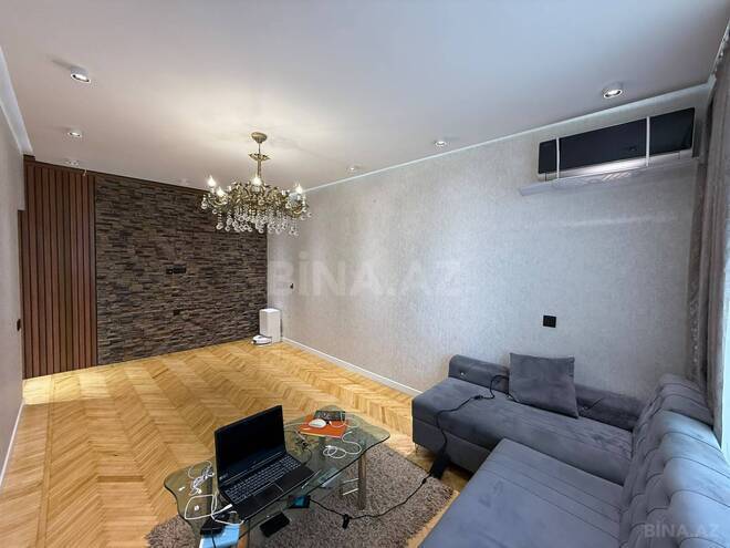 Satılır 3 otaqlı köhnə tikili 80 m², İnşaatçılar m., photo 6 from 32