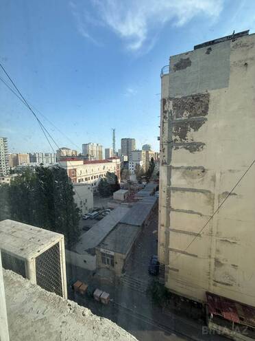 Satılır 3 otaqlı köhnə tikili 80 m², İnşaatçılar m., photo 30 from 32