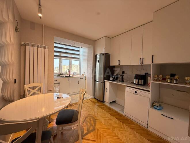 Satılır 3 otaqlı köhnə tikili 80 m², İnşaatçılar m., photo 8 from 32
