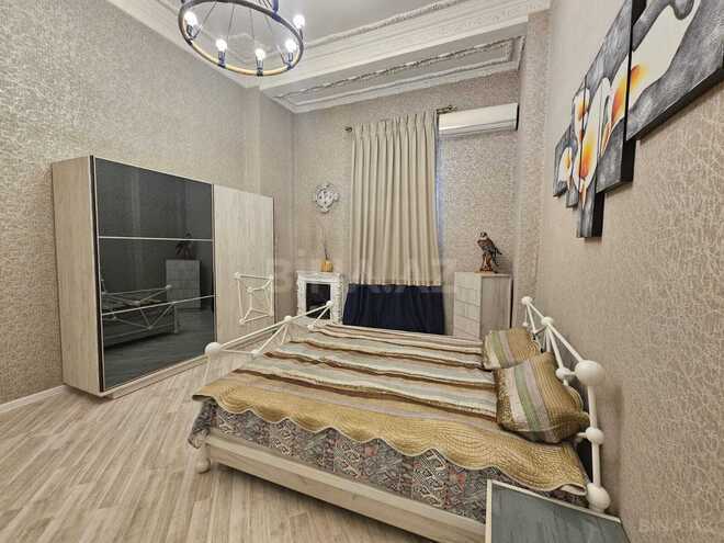 Сдаётся 3-комн. вторичка 102 м², м. Ичеришехер, photo 8 from 24