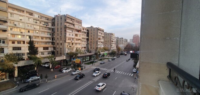 Сдается 3-комн. новостройка 202 м², Насиминский  р., photo 19 from 22