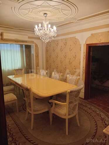 Satılır 5 otaqlı köhnə tikili 120 m², Xalqlar Dostluğu m., photo 10 from 32