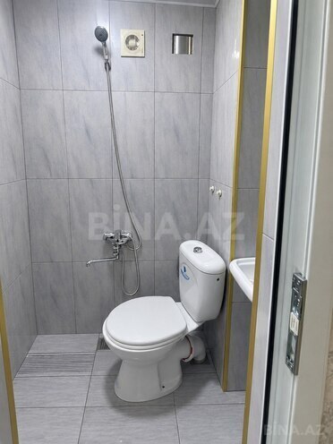 Продаётся 2-комн. вторичка 30 м², м. Кара Караев, photo 9 from 16