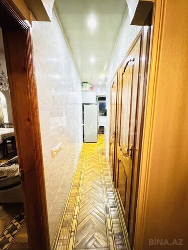 Satılır 5 otaqlı köhnə tikili 125 m², Azadlıq Prospekti m., photo 10 from 18