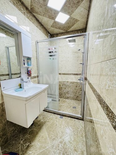 Satılır 5 otaqlı köhnə tikili 125 m², Azadlıq Prospekti m., photo 14 from 18