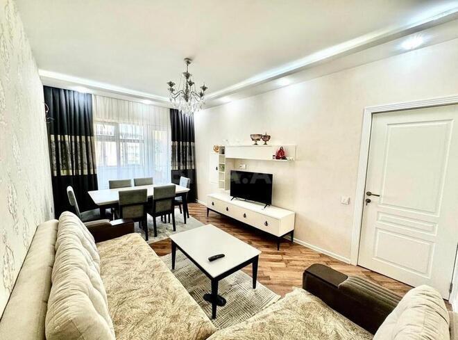 Satılır 2 otaqlı köhnə tikili 58 m², Memar Əcəmi m., photo 1 from 8
