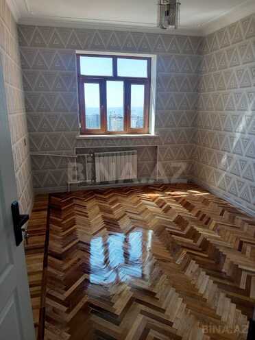 Продаётся 3-комн. вторичка 65 м², пос. Ахмедлы, photo 1 from 18