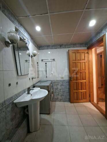 Продается 2-комн. вторичка 60 м², м. Элмляр Академиясы, photo 17 from 19