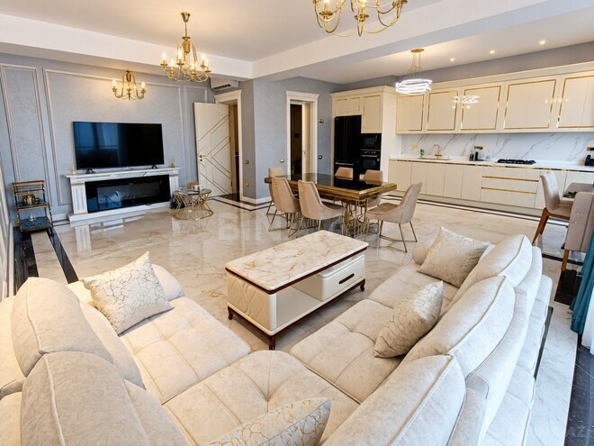 Сдаётся 3-комн. новостройка 145 м², Насиминский  р., photo 3 from 21