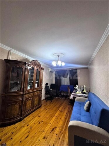 Продаётся 2-комн. вторичка 60 м², м. Ази Асланов, photo 4 from 14