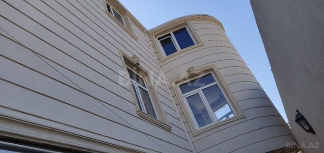 Продается 9-комн. дом/дача 250 м², пос. Бадамдар, photo 1 from 32