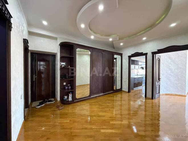 Продаётся 3-комн. новостройка 160 м², м. Элмляр Академиясы, photo 17 from 20