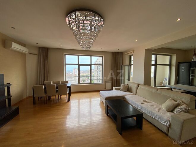 Сдается 3-комн. новостройка 170 м², м. Низами, photo 7 from 20