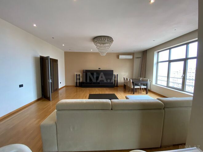 Сдается 3-комн. новостройка 170 м², м. Низами, photo 8 from 20