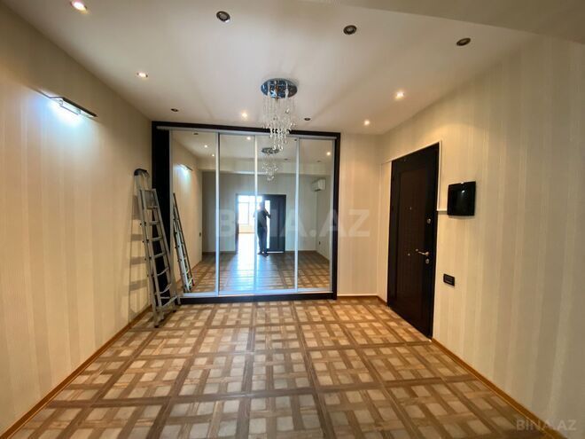 Сдается 3-комн. новостройка 170 м², м. Низами, photo 18 from 20