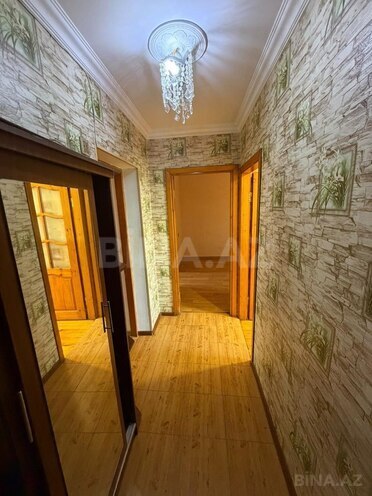 Продаётся 3-комн. вторичка 75 м², пос. Бакиханова, photo 1 from 15
