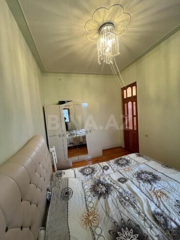 Satılır 4 otaqlı həyət evi/bağ evi 200 m², Novxanı q., photo 14 from 19