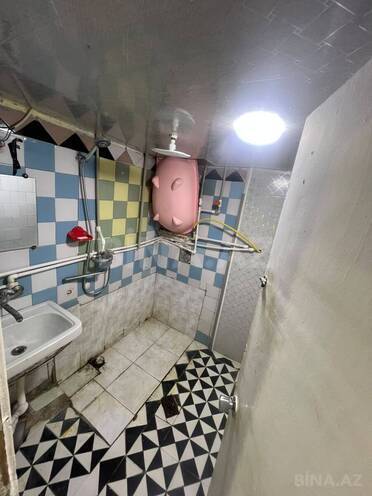 Satılır 2 otaqlı köhnə tikili 45 m², Azadlıq Prospekti m., photo 13 from 16