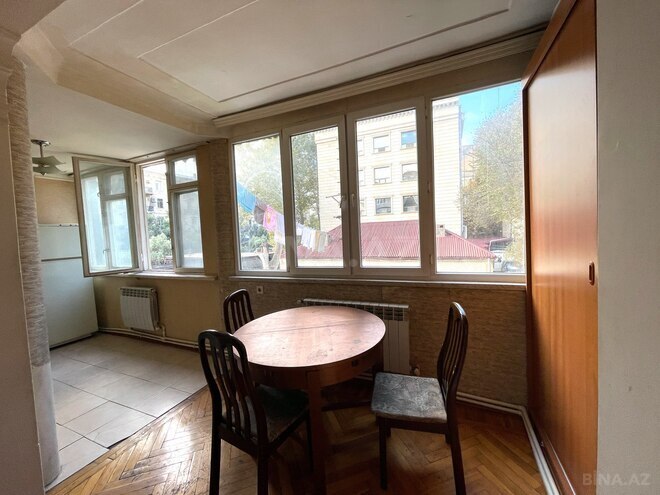 Сдаётся 3-комн. вторичка 70 м², м. Элмляр Академиясы, photo 6 from 15