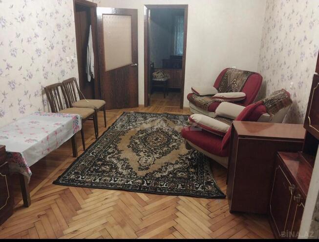 Сдаётся 2-комн. вторичка 60 м², м. Иншаатчылар, photo 1 from 9
