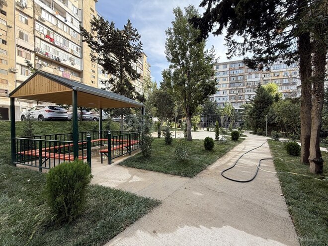 Продается 2-комн. вторичка 65 м², м. Халглар Достлугу, photo 1 from 21