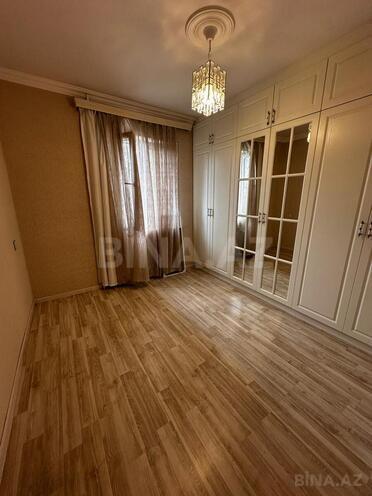 Продаётся 3-комн. вторичка 77 м², м. Элмляр Академиясы, photo 6 from 12