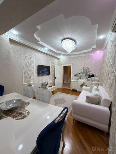 Продается 2-комн. новостройка 57 м², Бинагадинский р., photo 1 from 12